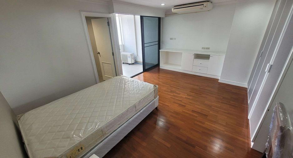 For rent 3 ベッドルーム condo in Watthana, Bangkok
