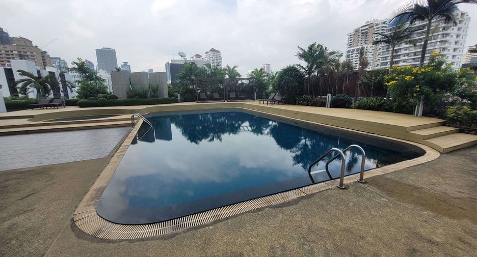 For rent 3 ベッドルーム condo in Watthana, Bangkok