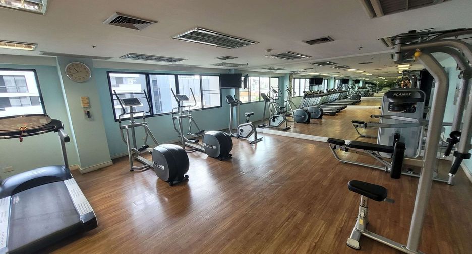 For rent 3 ベッドルーム condo in Watthana, Bangkok