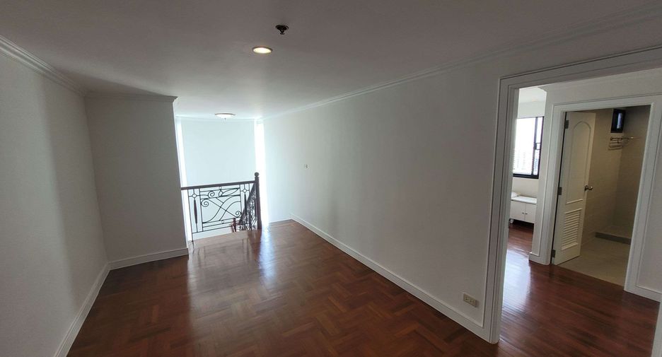 For rent 3 ベッドルーム condo in Watthana, Bangkok