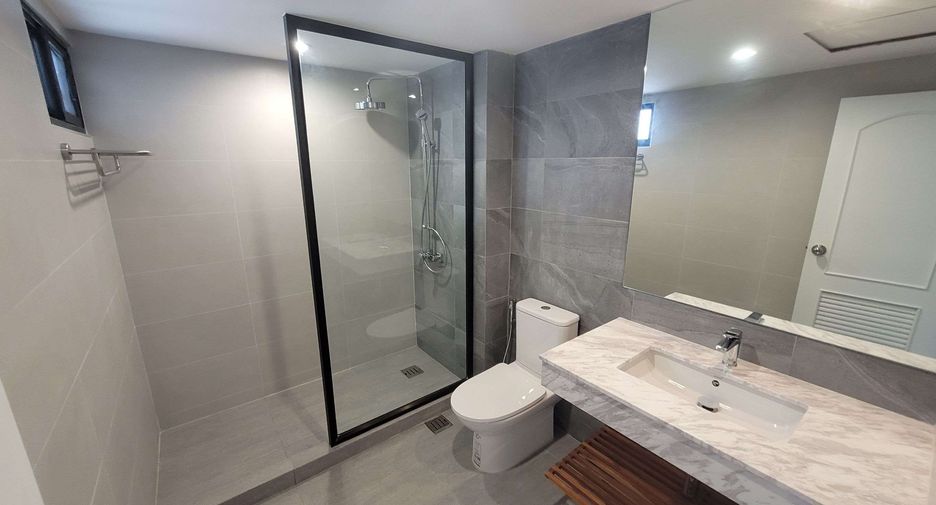 For rent 3 ベッドルーム condo in Watthana, Bangkok