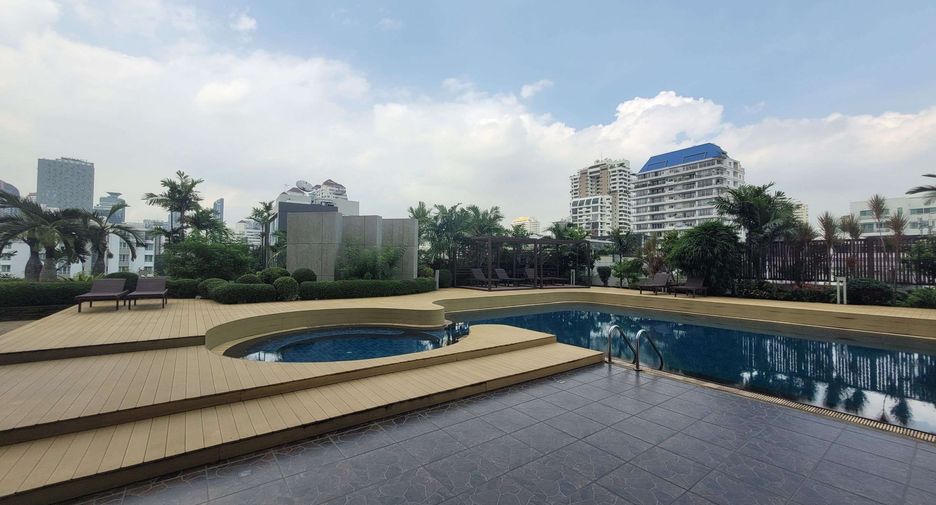 For rent 3 ベッドルーム condo in Watthana, Bangkok