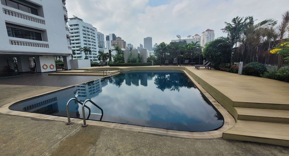 For rent 3 ベッドルーム condo in Watthana, Bangkok