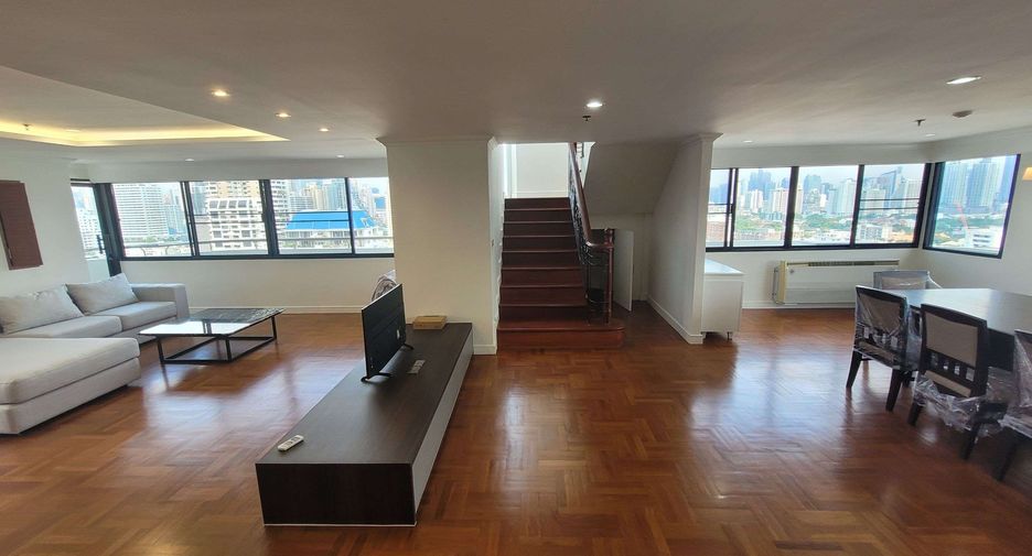 For rent 3 ベッドルーム condo in Watthana, Bangkok
