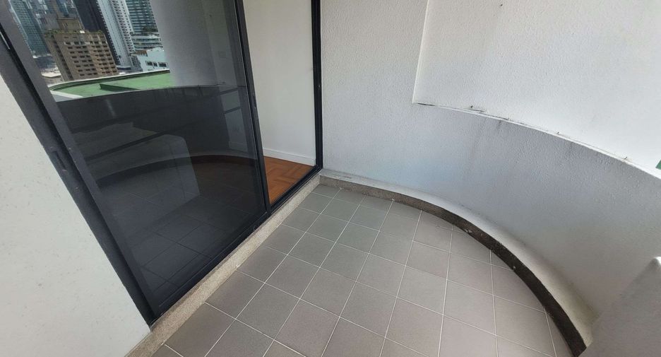 For rent 3 ベッドルーム condo in Watthana, Bangkok