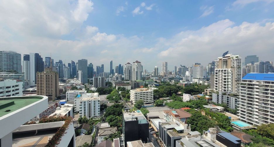 For rent 3 ベッドルーム condo in Watthana, Bangkok
