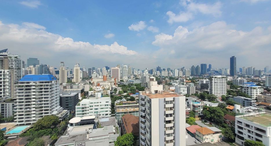 For rent 3 ベッドルーム condo in Watthana, Bangkok