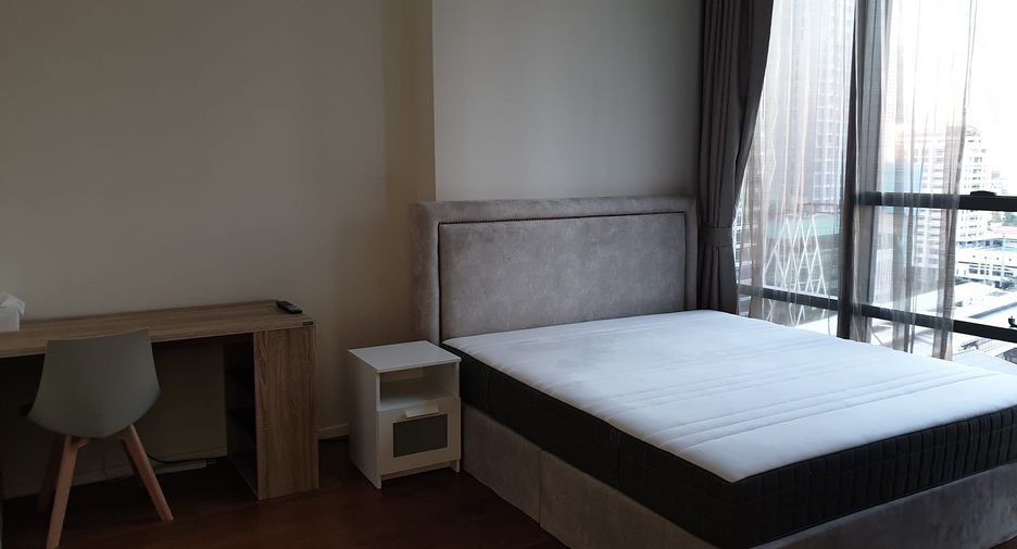 For rent 1 bed condo in Sathon, Bangkok