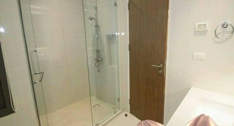 For rent and for sale 1 bed condo in Khlong Toei, Bangkok