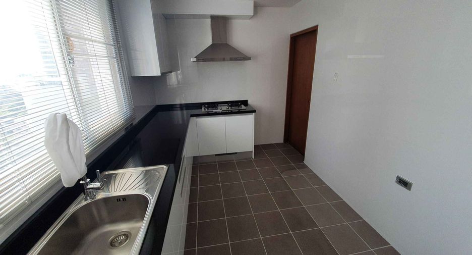 Wohnung zur Miete mit 3 Zimmer in Sathon, Bangkok