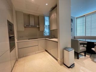 Wohnung zur Miete mit 2 Zimmer in Sathon, Bangkok