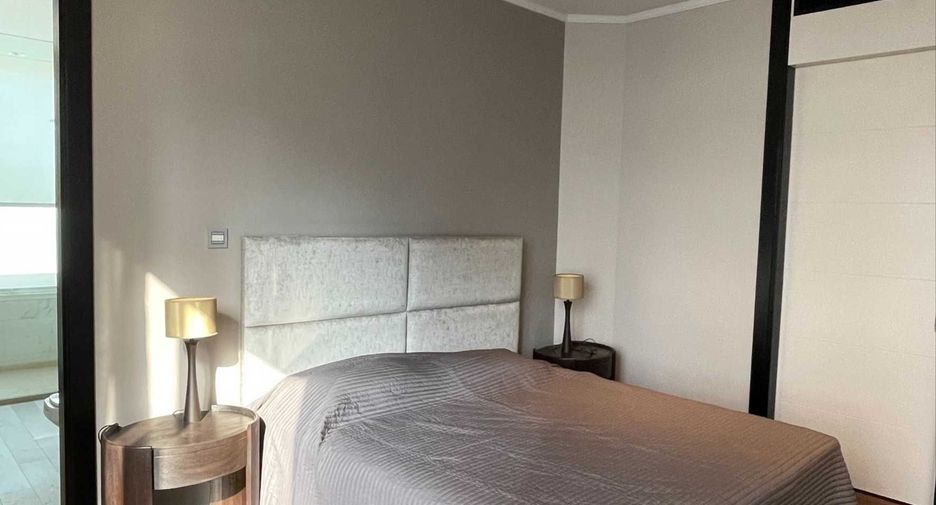For rent 2 bedrooms condo in Sathon, Bangkok