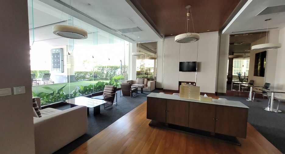 Condo en alquiler de 2 habitaciones en Pathum Wan, Bangkok