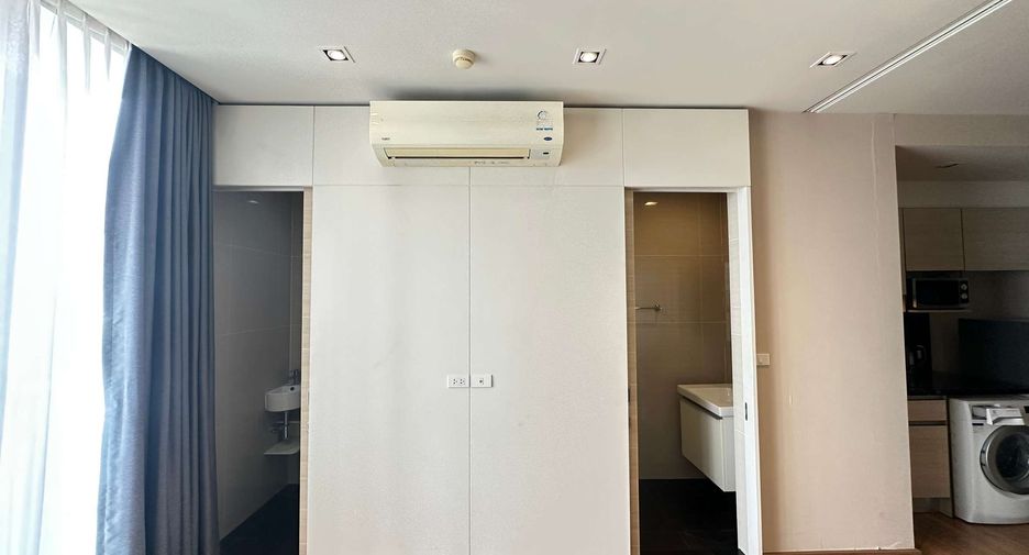 For rent and for sale 2 bedrooms condo in Khlong Toei, Bangkok