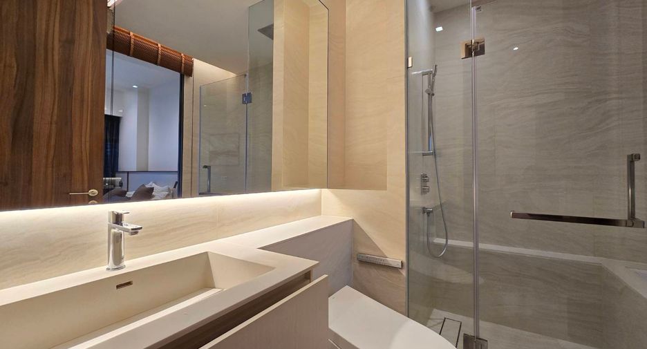 For rent 1 bed condo in Khlong Toei, Bangkok