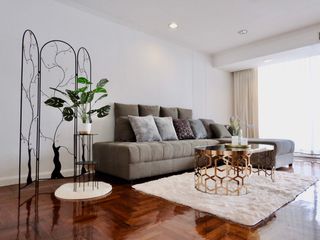 For rent 3 bedrooms condo in Sathon, Bangkok