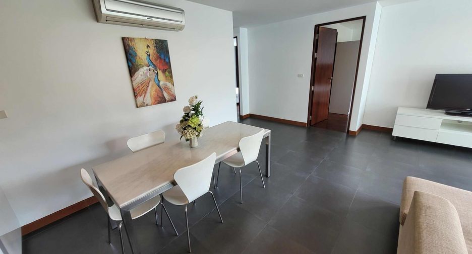 For rent 2 bedrooms condo in Watthana, Bangkok