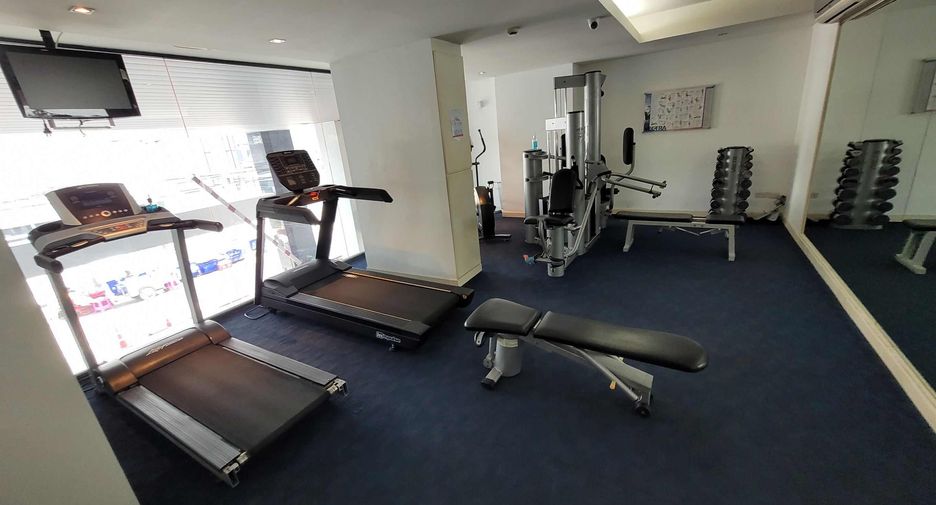 For rent 2 bedrooms condo in Watthana, Bangkok