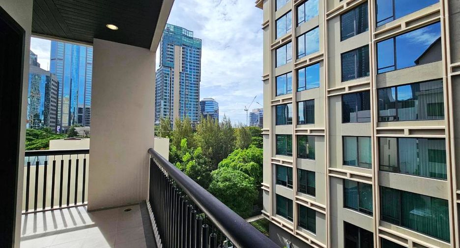 Condo en alquiler de 3 habitaciones en Pathum Wan, Bangkok