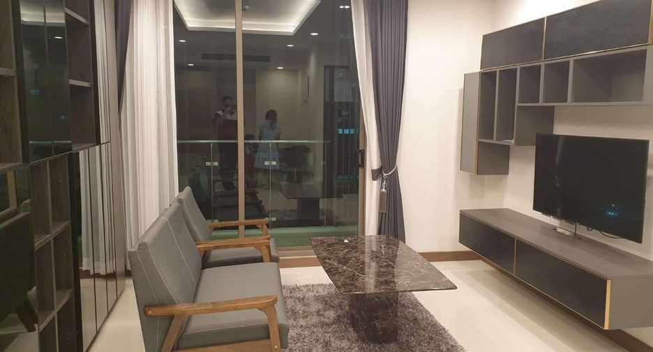 À louer 2 chambres condo à Watthana, Bangkok