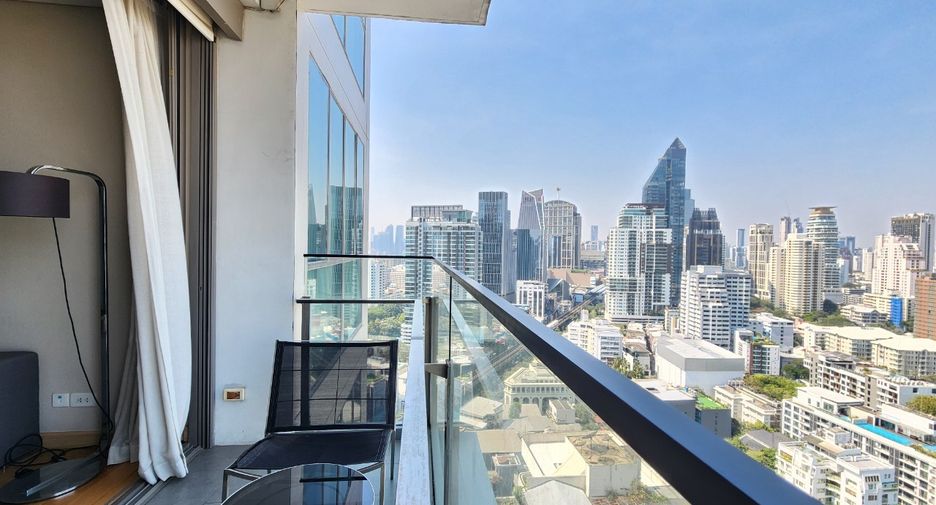 Condo en alquiler de 1 habitaciones en Khlong Toei, Bangkok