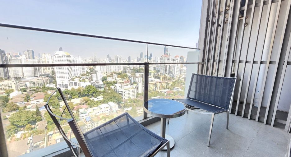 Condo en alquiler de 1 habitaciones en Khlong Toei, Bangkok