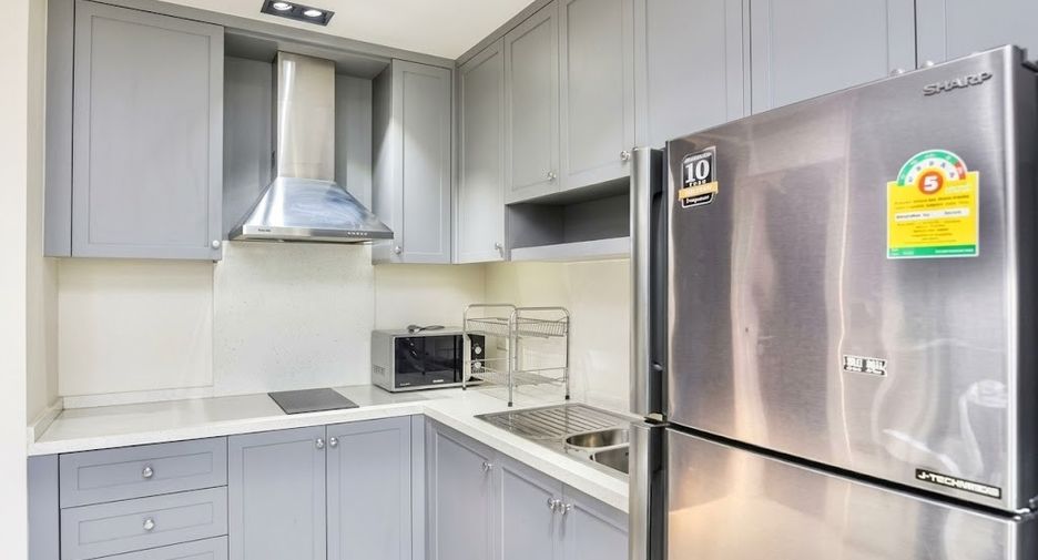 For rent 1 bed condo in Khlong Toei, Bangkok