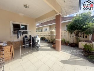 À vendre et à louer 3 chambres maison à Bang Lamung, Chonburi