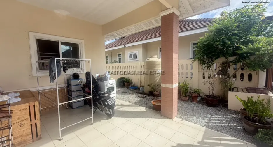 For rent and for sale 3 bedrooms house in Bang Lamung, Chonburi