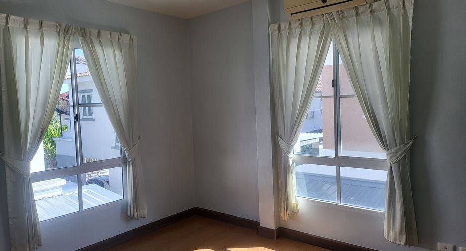 For sale 3 bedrooms house in San Sai, Chiang Mai