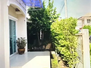 For sale 3 bedrooms house in Mueang Samut Prakan, Samut Prakan