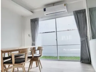 For rent 3 ベッドルーム townhouse in Prawet, Bangkok