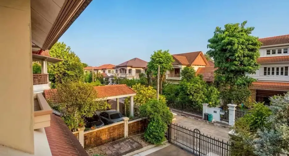 For rent and for sale 5 bedrooms house in Bang Yai, Nonthaburi