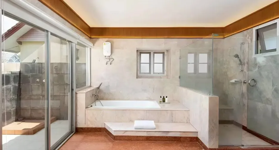 For rent and for sale 5 bedrooms house in Bang Yai, Nonthaburi