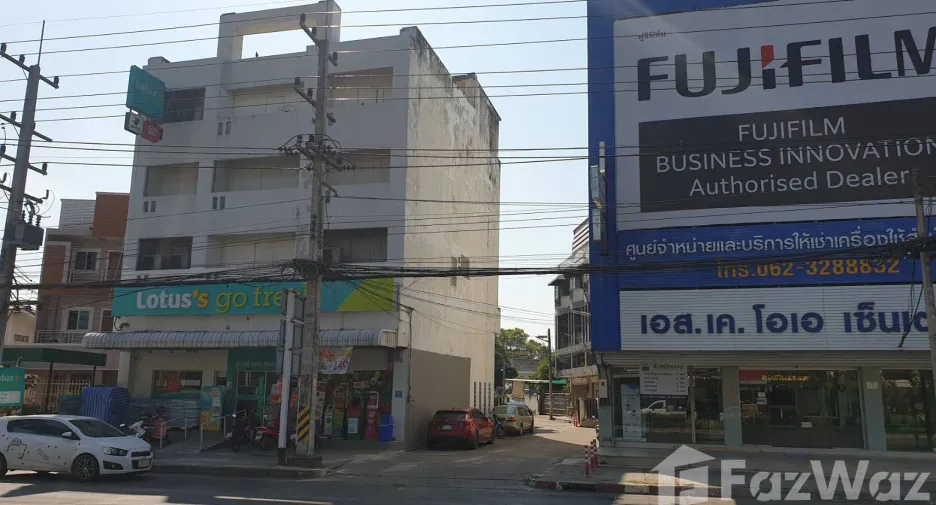 Gewerbefläche zum Kauf und zur Miete mit 10 Zimmer in Mueang Phitsanulok, Phitsanulok