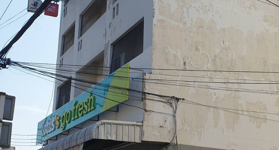 For sale and for rent 10 bedrooms retail Space in Mueang Phitsanulok, Phitsanulok