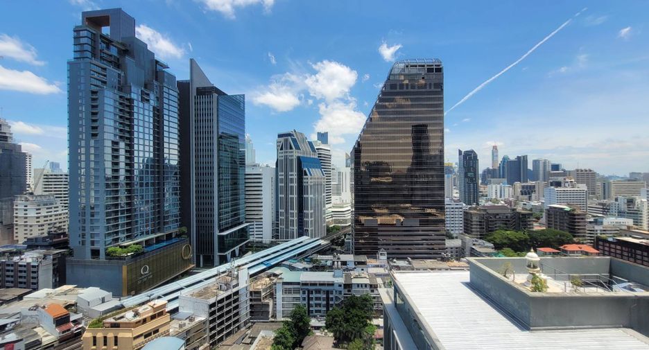 For rent and for sale 1 bed condo in Khlong Toei, Bangkok