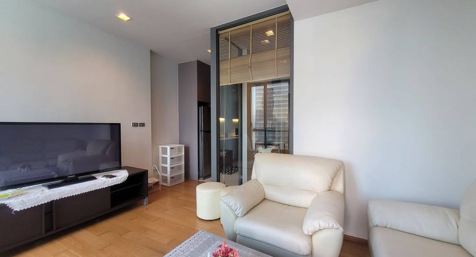 For rent and for sale 1 bed condo in Khlong Toei, Bangkok