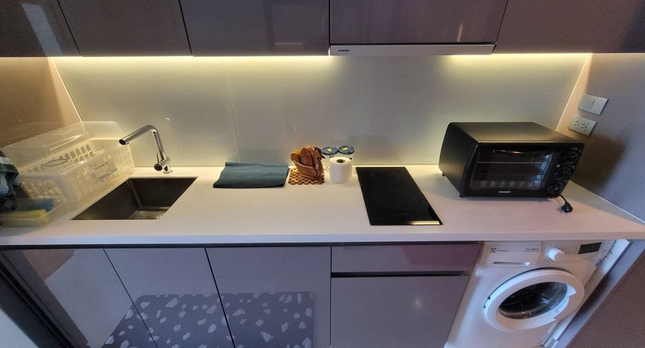 For rent and for sale 1 bed condo in Khlong Toei, Bangkok
