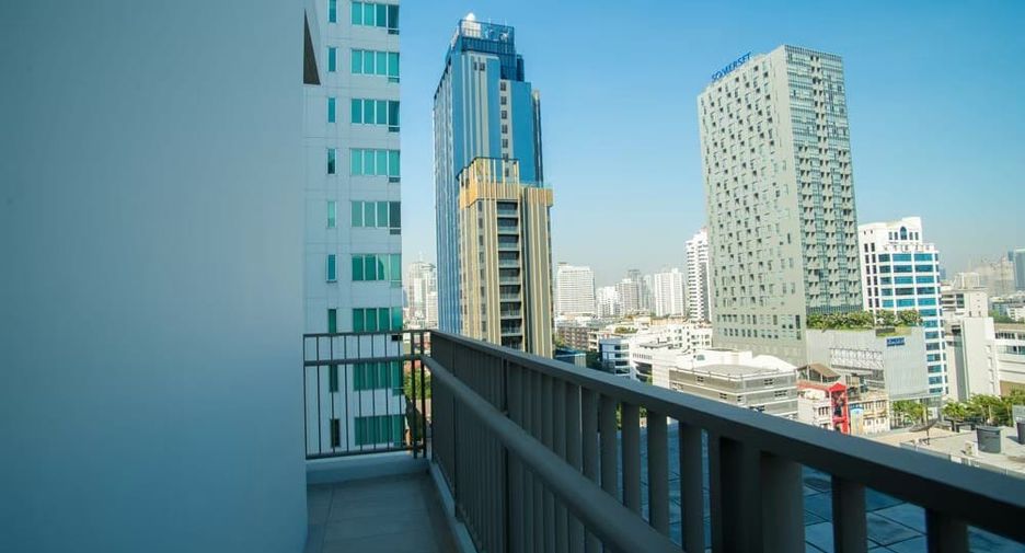 For rent 1 bed condo in Watthana, Bangkok