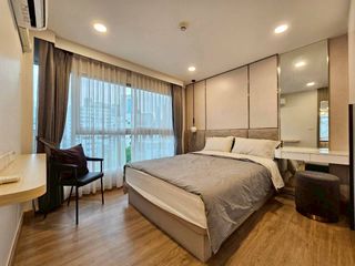 For rent 3 bedrooms condo in Pathum Wan, Bangkok