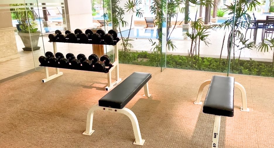 For rent 1 bed condo in Khlong Toei, Bangkok
