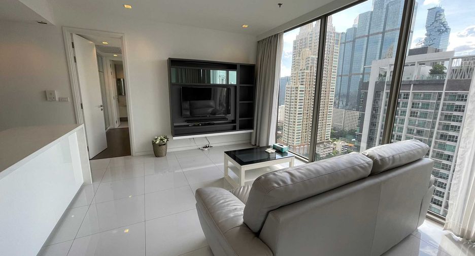 For rent 2 bedrooms condo in Sathon, Bangkok