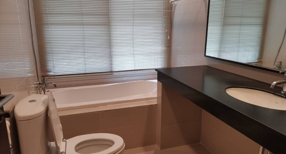 Wohnung zur Miete mit 2 Zimmer in Watthana, Bangkok