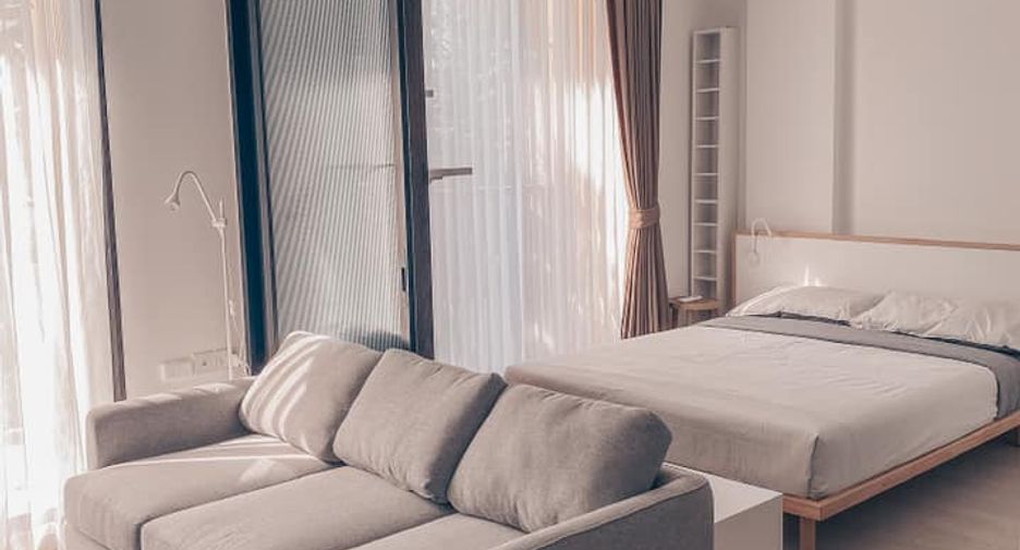 For rent 2 bedrooms condo in Khlong Toei, Bangkok