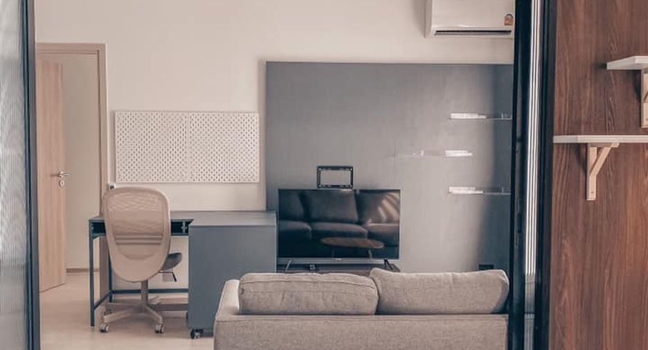 For rent 2 bedrooms condo in Khlong Toei, Bangkok