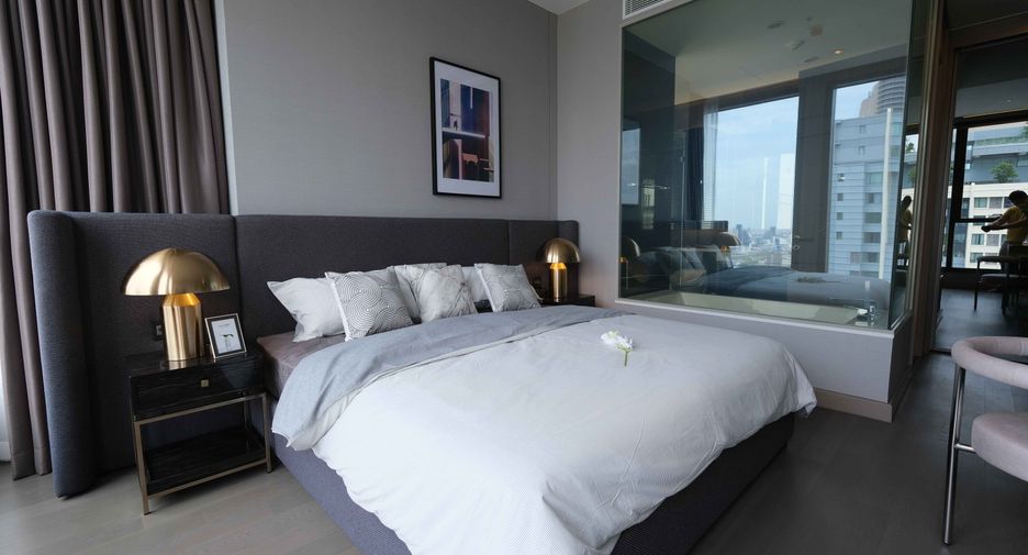 À louer 2 chambres condo à Watthana, Bangkok