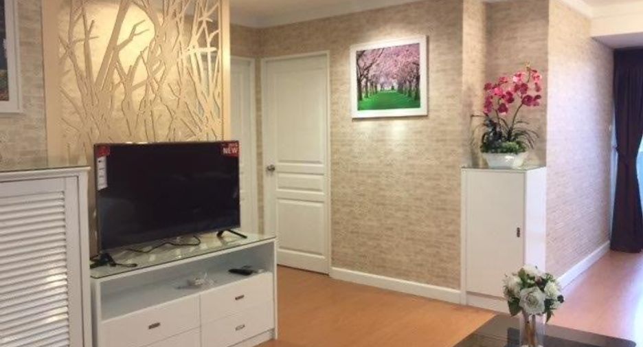 For rent 2 bedrooms condo in Khlong Toei, Bangkok