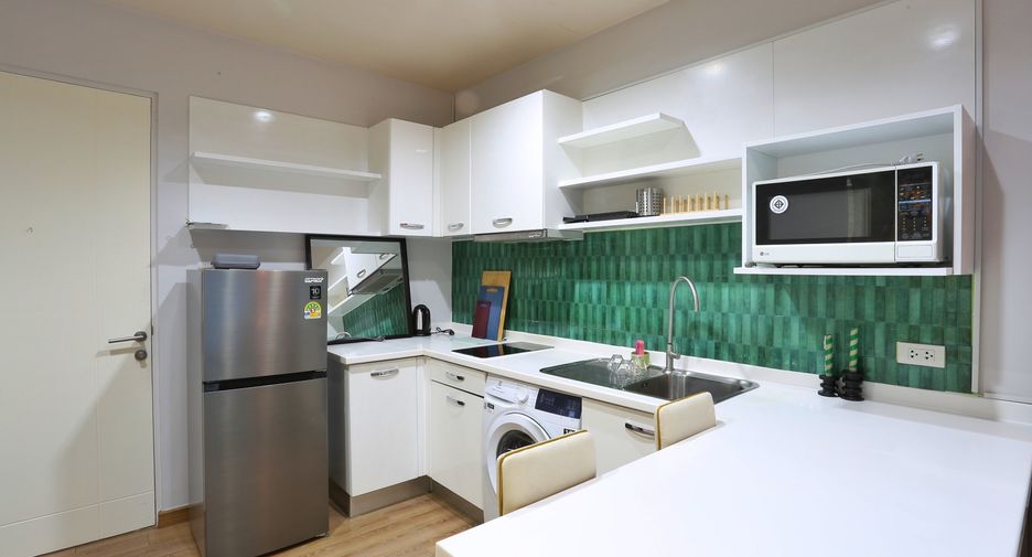 Condo en alquiler de 2 habitaciones en Khlong Toei, Bangkok