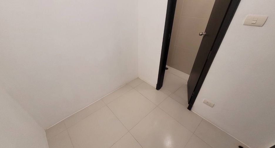 Wohnung zur Miete mit 3 Zimmer in Khlong Toei, Bangkok